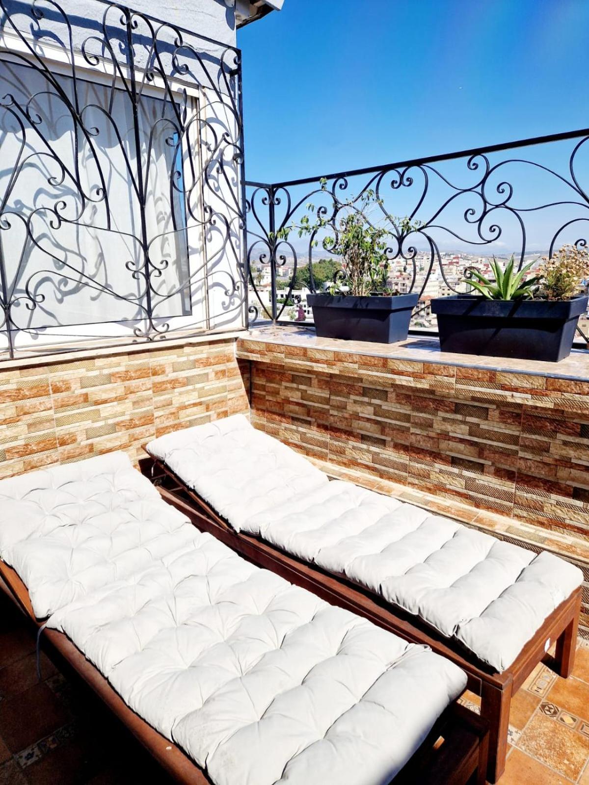 Appartement 250M2 Avec Grande Terasse Sans Vis A Vis Ensoleille طنجة المظهر الخارجي الصورة